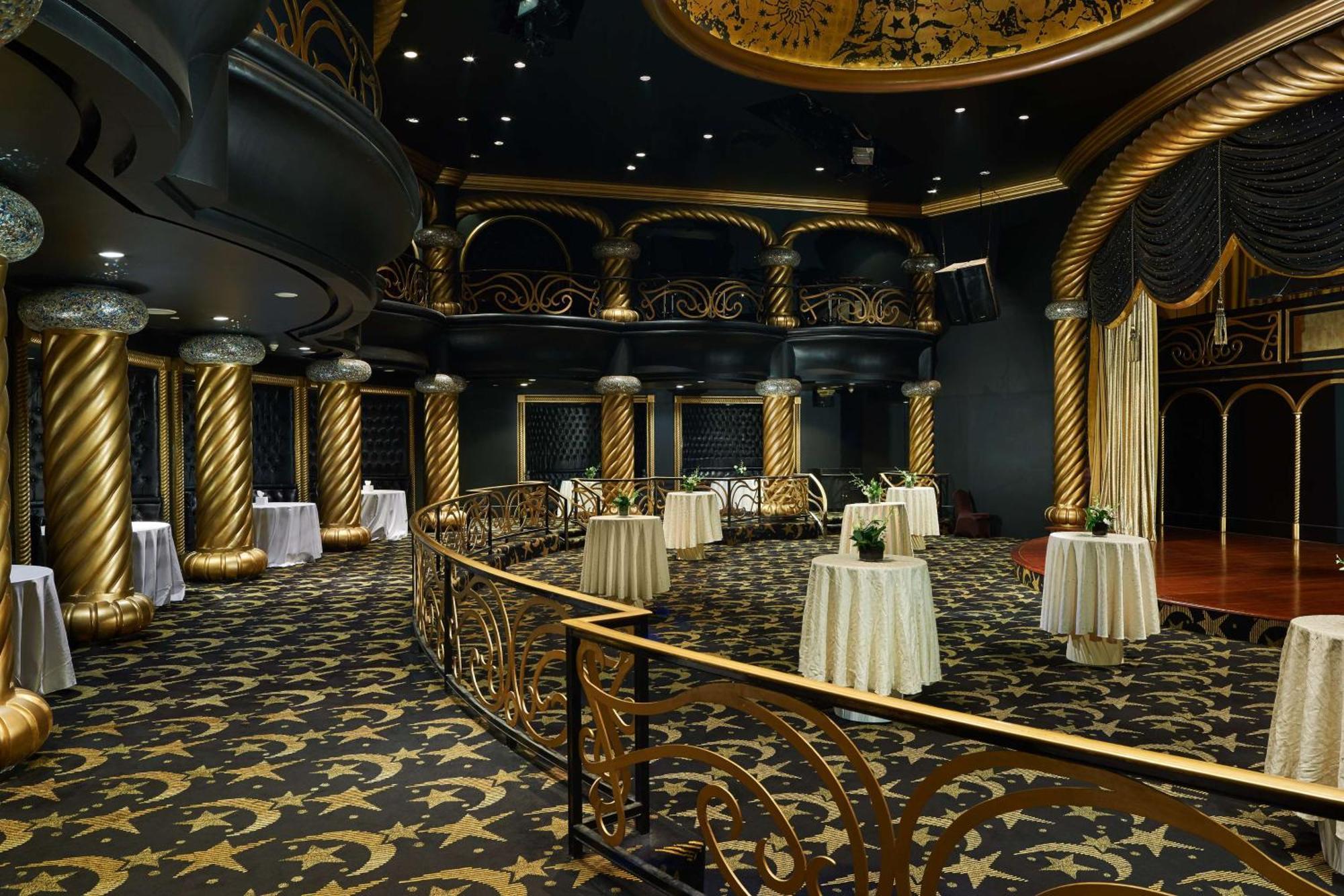 Hotel Hilton Cairo Grand Nile Exteriér fotografie The interior of the theater